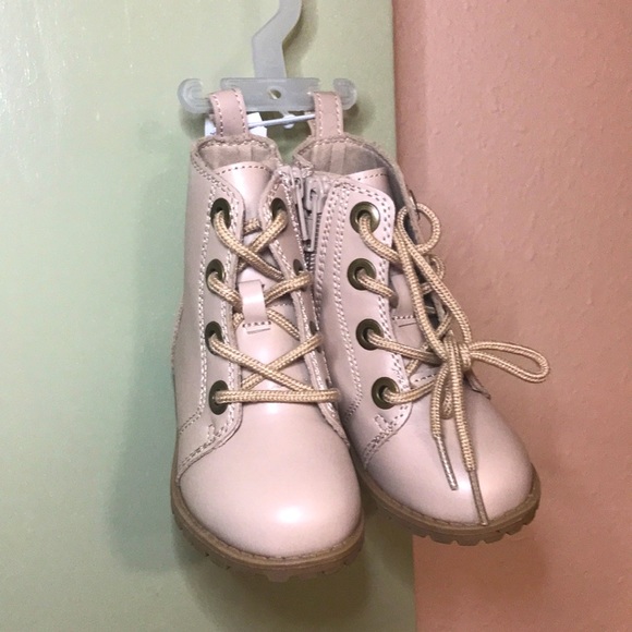 Old Navy Toddler Girl’s Blush Pink Lace-up Boots Size 5 NEW - Picture 1 of 5